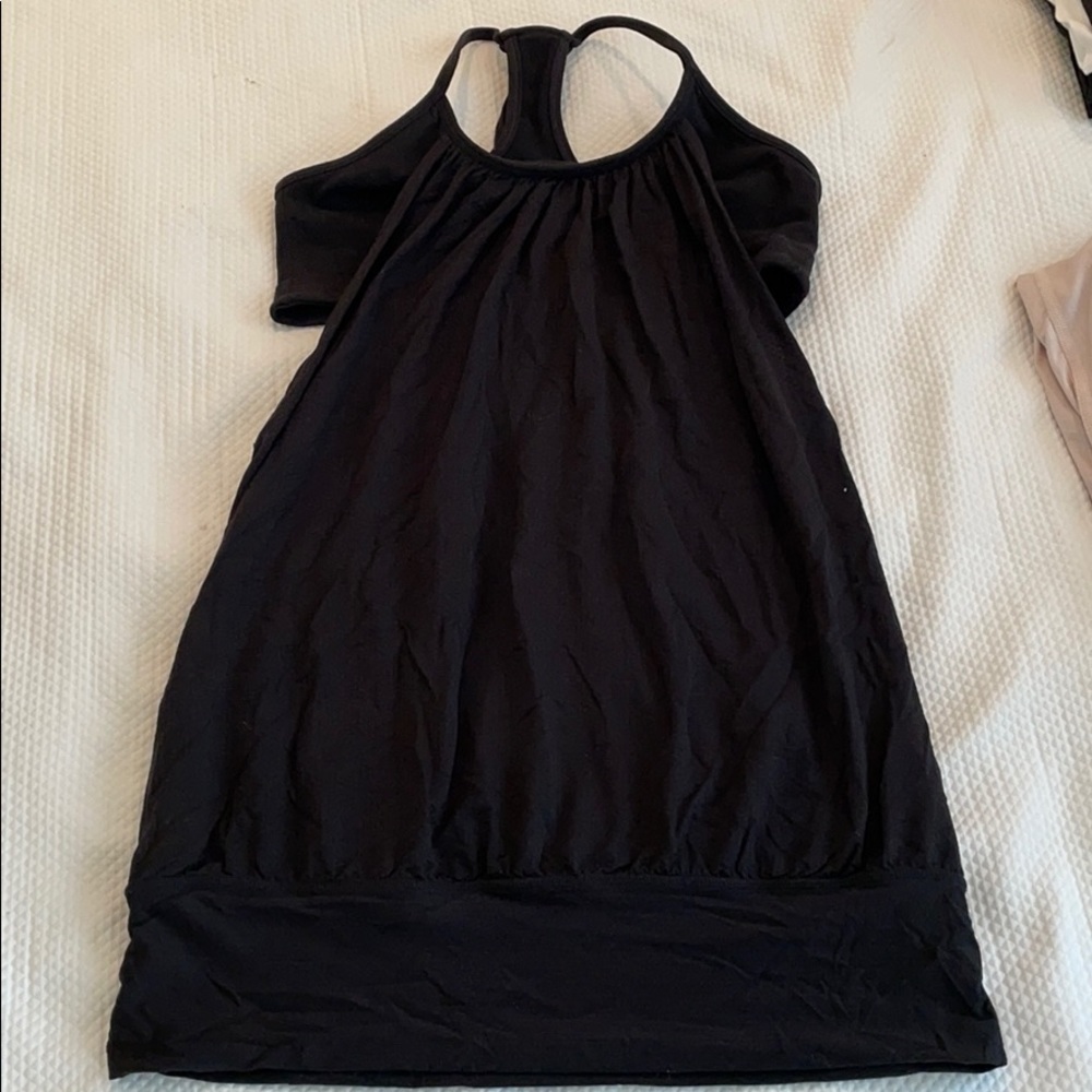 Black lululemon bra and shirt